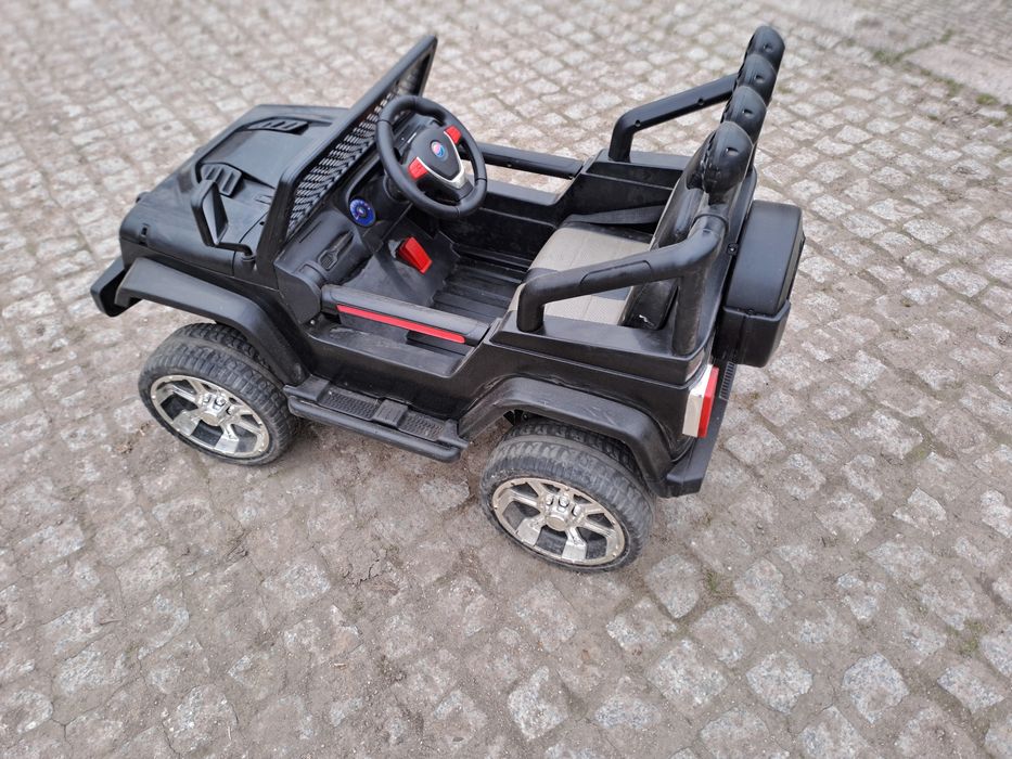 Auto na akumulator 4x4 Jeep mini cross