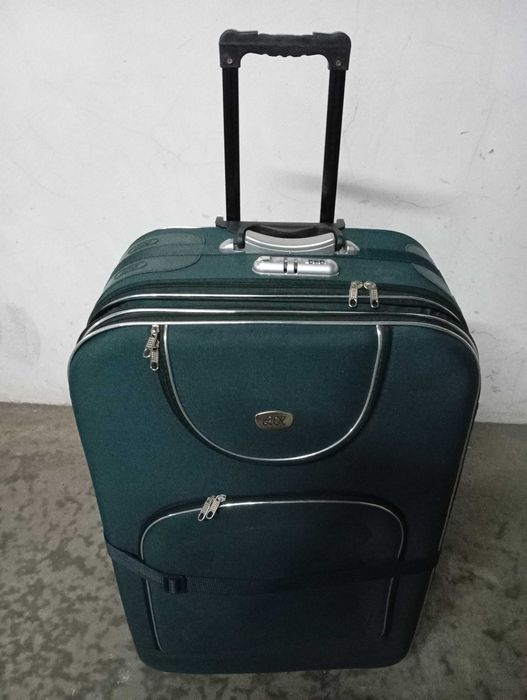 Malas de viagem em bom estado