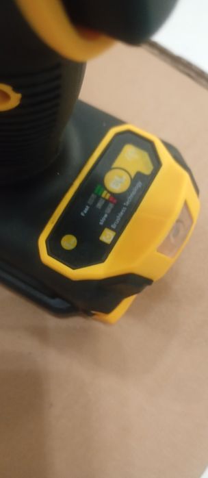 Wiertarko-wkretarka udarowa DeWalt DCD805 18v/20v max bezszczotkowa