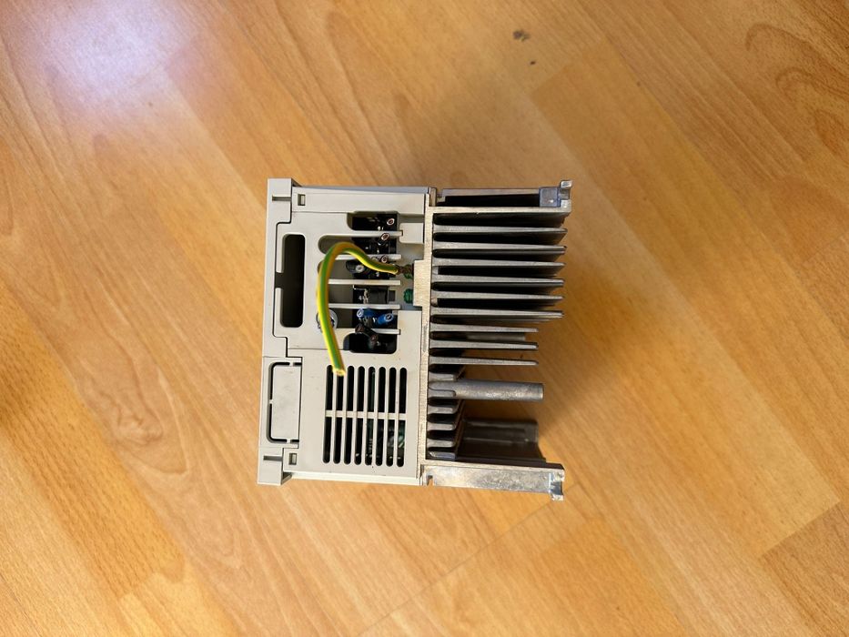 Falownik Mitsubishi FR E520S 0