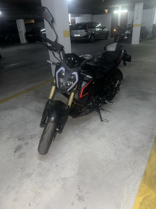 Keeway 125 RKF.