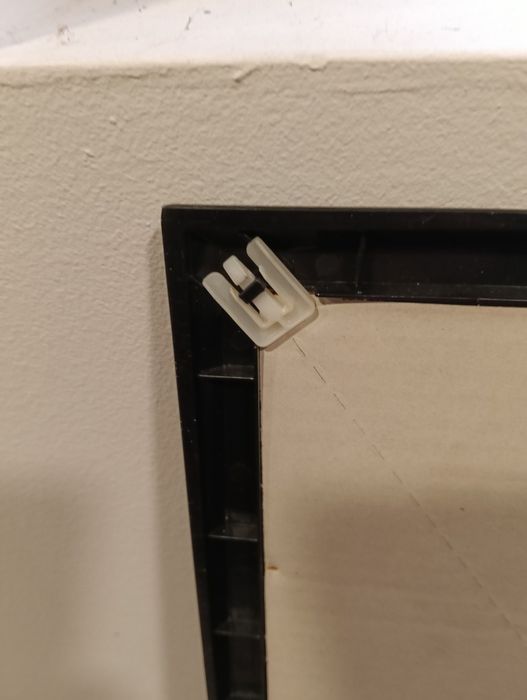 Molduras da marca IKEA