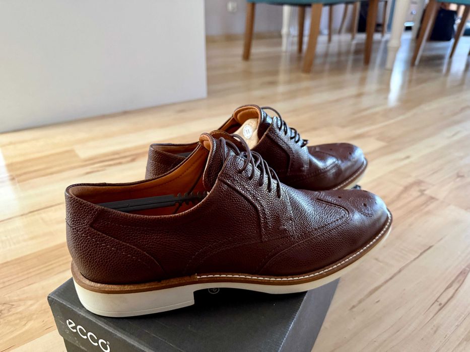 buty Ecco Biarritz 0ksfordy r. 44 , kolor- brązowe, biała podeszwa