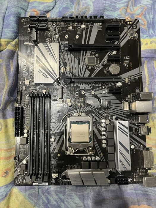 Продам материнську плату ASUS Prime Z370-P II