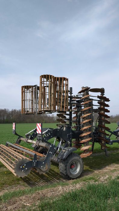 Brona talerzowa talerzówka Agro Tom