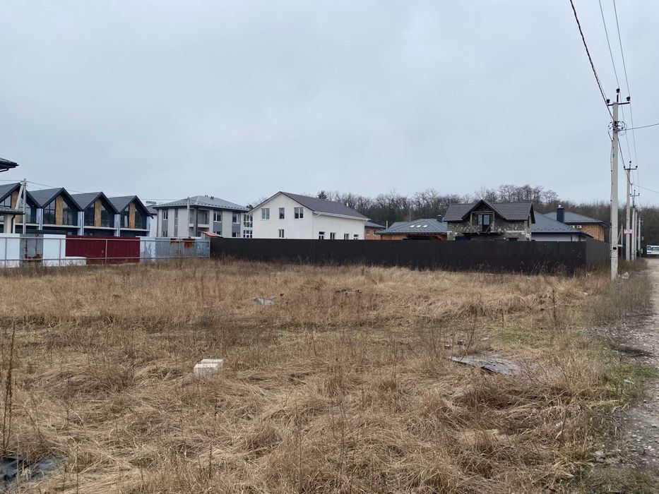 Продаж земельної ділянки в Стоянці під будівництво таунхаусів!