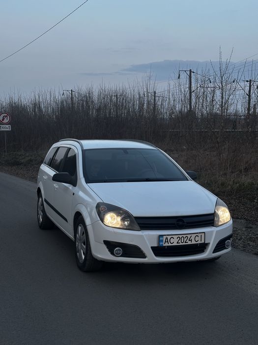 Опель Астра Н 1.9d
