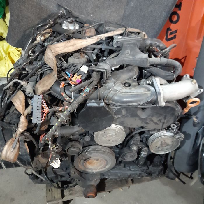 Silnik Audi A6 C6 BMK słupek