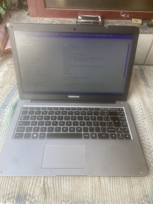 Notebook Positivo Motion