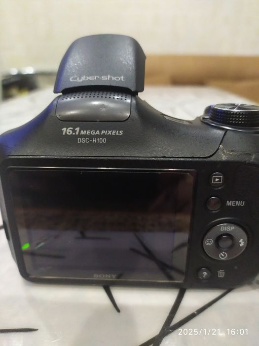 ФотоапаратSony DSC-H100