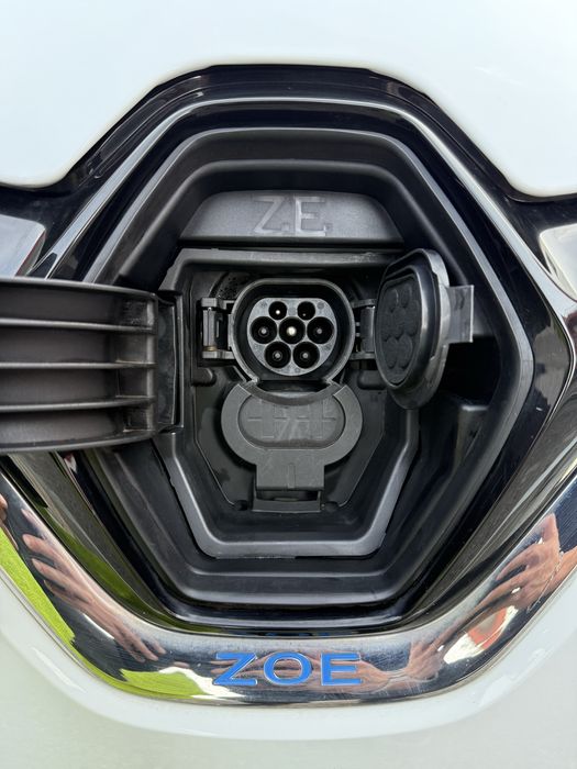 Renault Zoe Z.E 50 Life (Bateria propria)