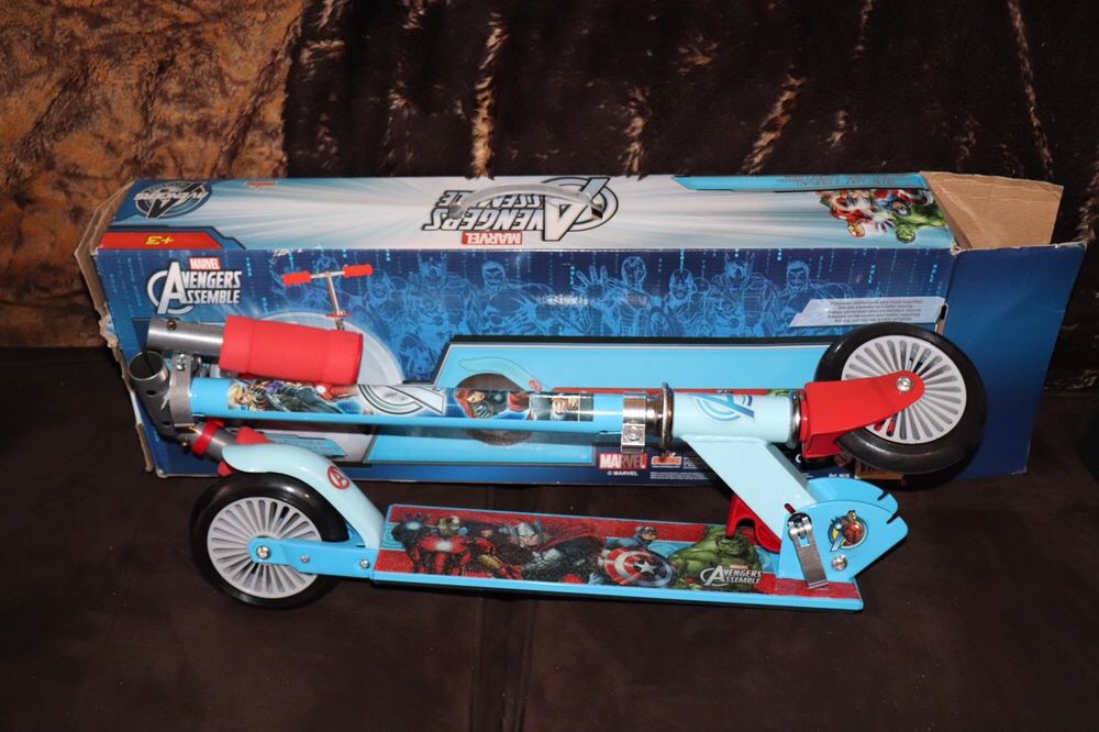 Trotinete nova avengers marvel a estrear