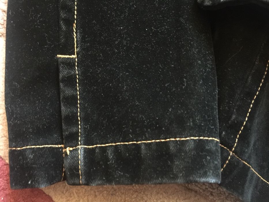 Czarny żakiet damski z przetarciami 38