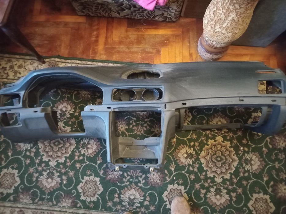 Торпедо 30801102 Volvo S40/V40 Вольво С40/В40 в хорошем состоянии