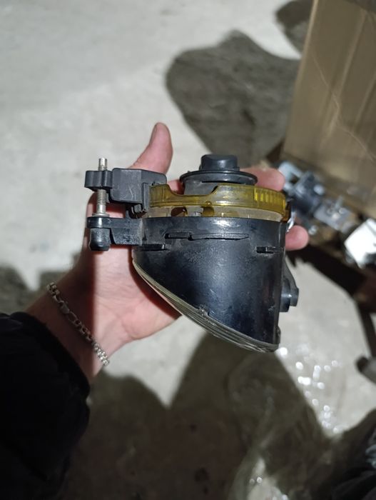 Противотуманка правая Seat Ibiza 2008-2012 Оригинал
