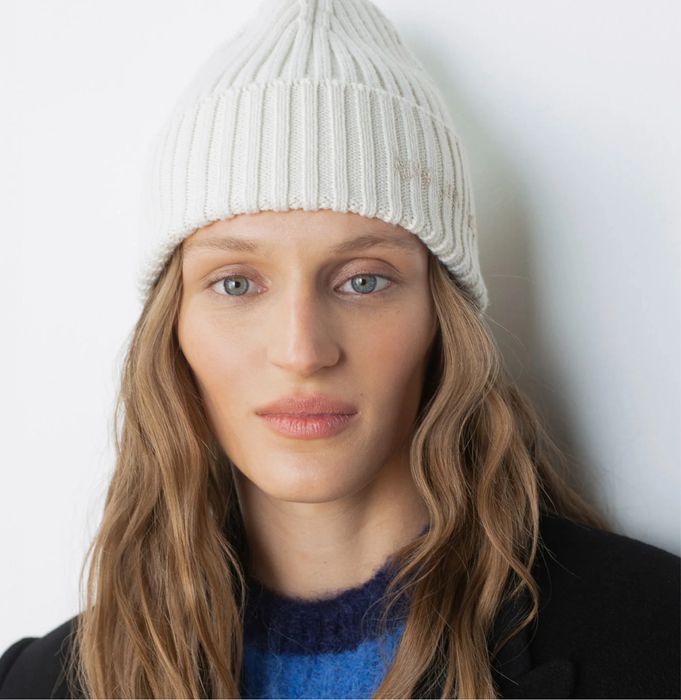 Шапка Ruslan Baginskiy біла