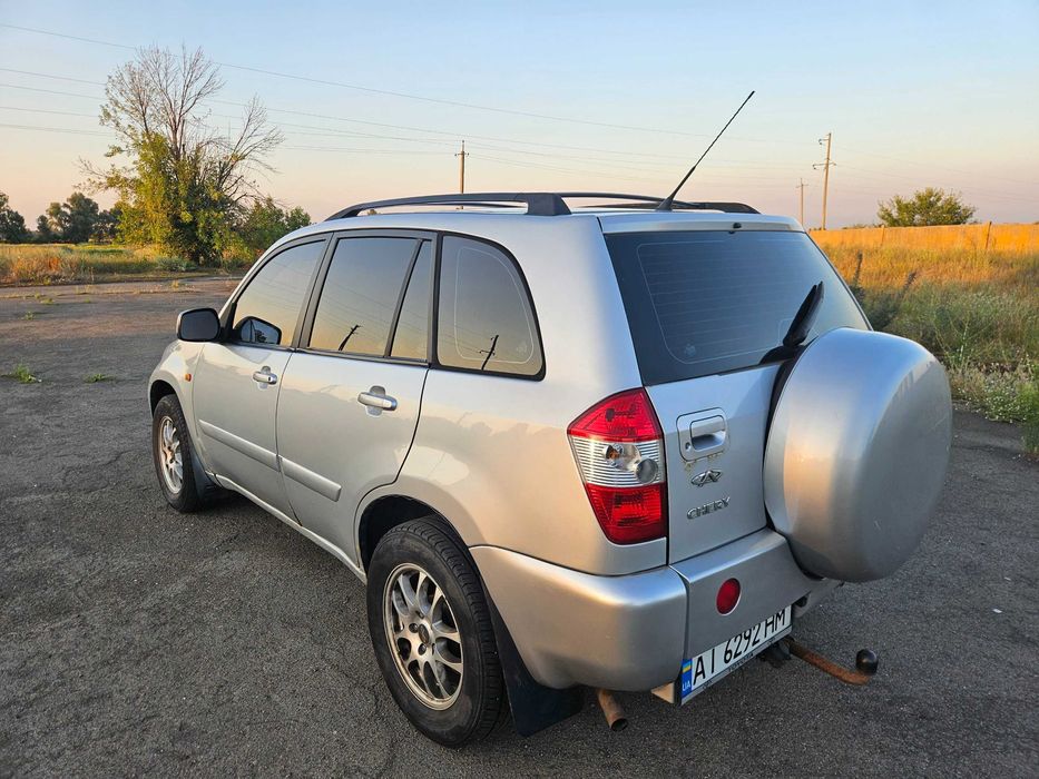 Машина Chery Tiggo 2007