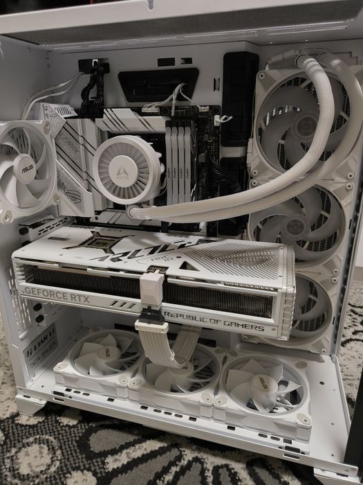 Игровой ПК i7 14700,RTX 4080,Kingston 64 gb reneged