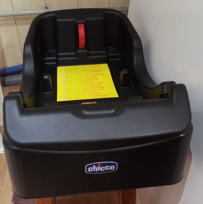 Baza izofix Chicco 6