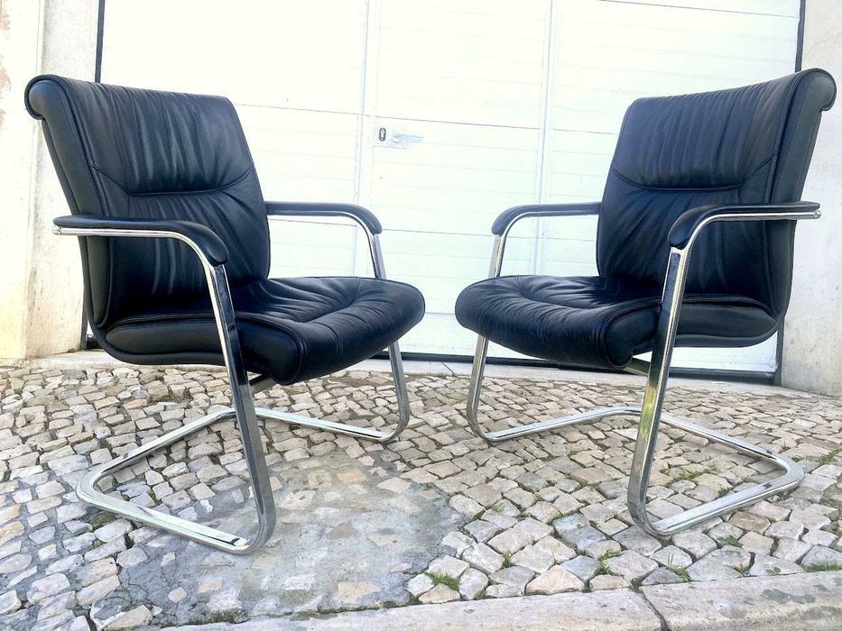 Cadeirão olaio vintage + 61,5comp x 69prof x 91alt.