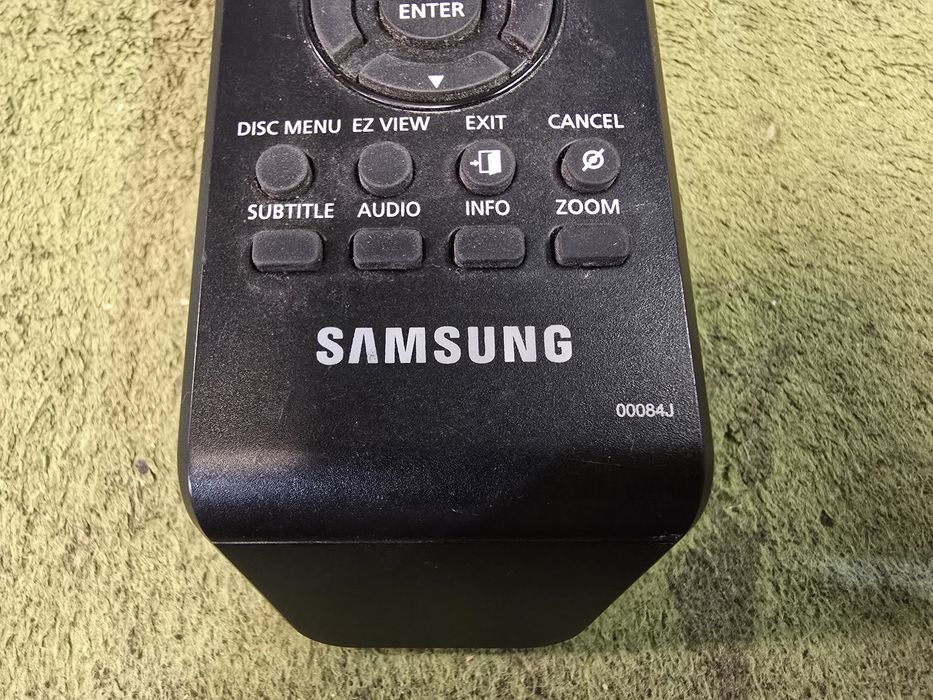 SAMSUNG 00084J oryginalny pilot zdalnego sterowania.