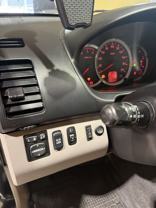 Продам Мітцубісі Л200