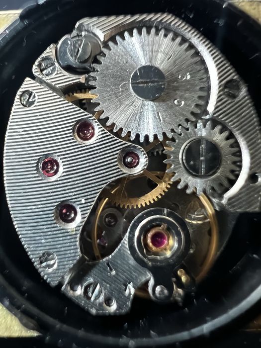 Relogio antigo de corda