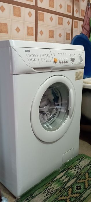Пральна машина Zanussi