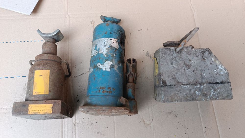 Podnośnik podnośniki lewar