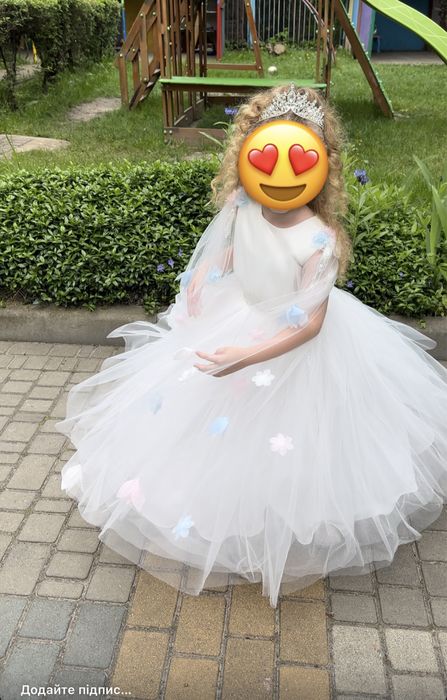 Плаття святкове