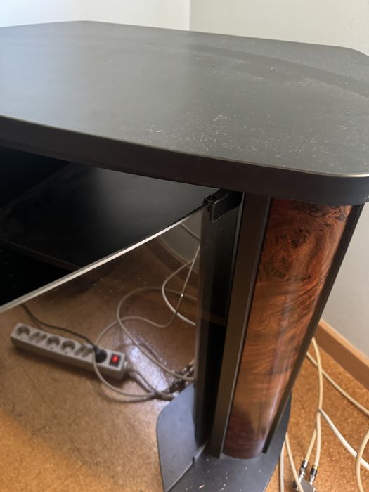 Movel para tv com coluna para cd’s