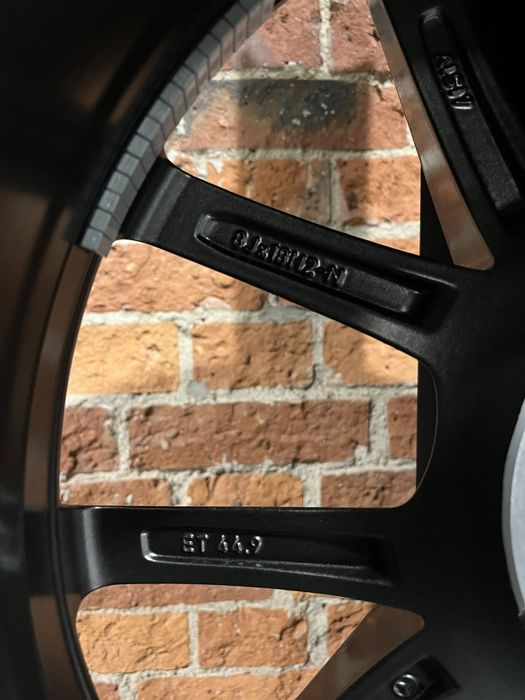 Koła Zimowe 18 Merceces CLE W236 E Klasa W213 Nowe 245/45R18 Pirelli