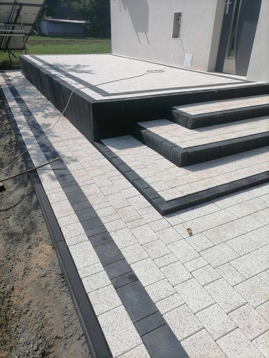 Układanie kostki brukowej opaski chodniki tarasy