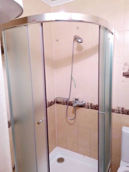 Кривой Рог Содружества рн Юбилейная 173. Ашан 2 и 5 больница (тысячка)