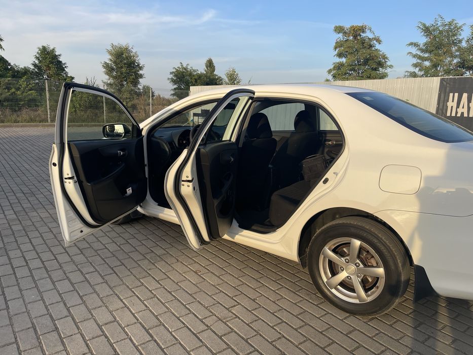 Toyota Corolla 2011
