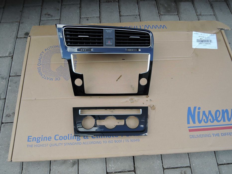 VW GOLF 7 Ramka Dekor   EKRAN MIB2 9.2’ komplet