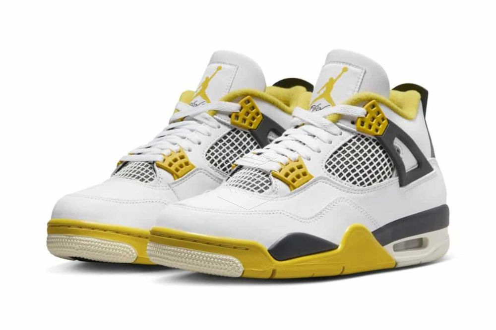 Nike AIR JORDAN 4 Vivid Sulfur / AQ9129–101
