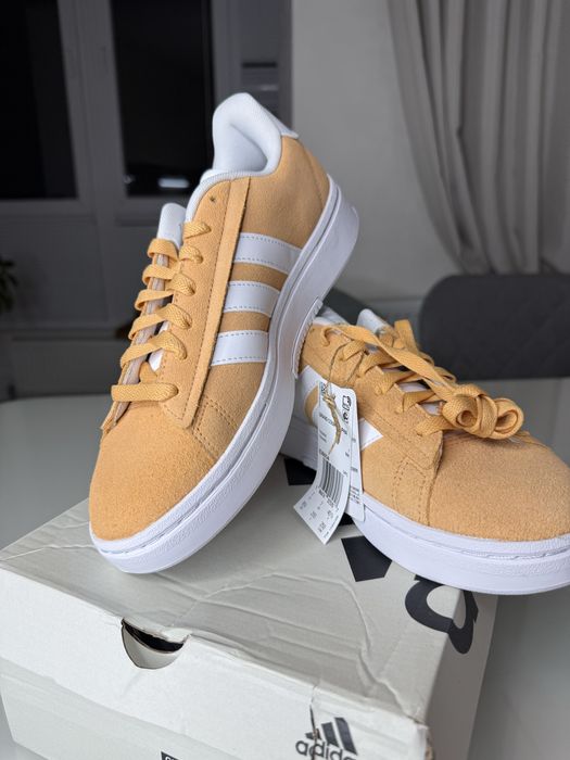 Жіночі кеди Adidas