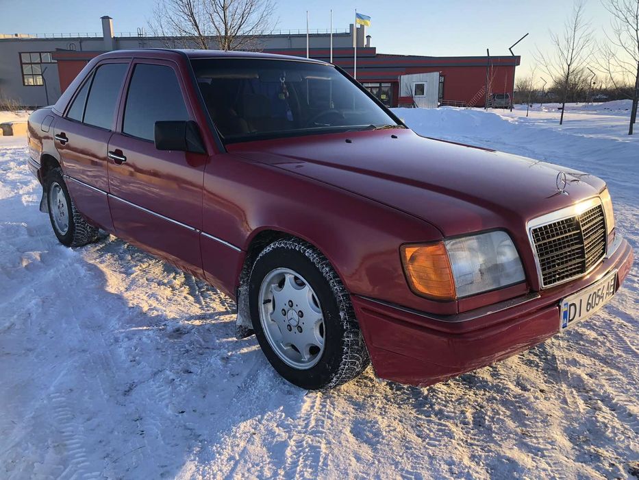 Мерседес Е200,1995рік