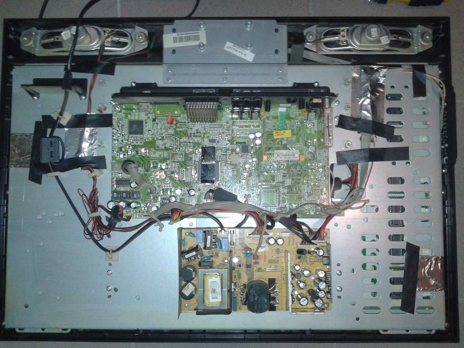Telewizor LCD części TV Technika 26" elektronika podzespoły głośniki