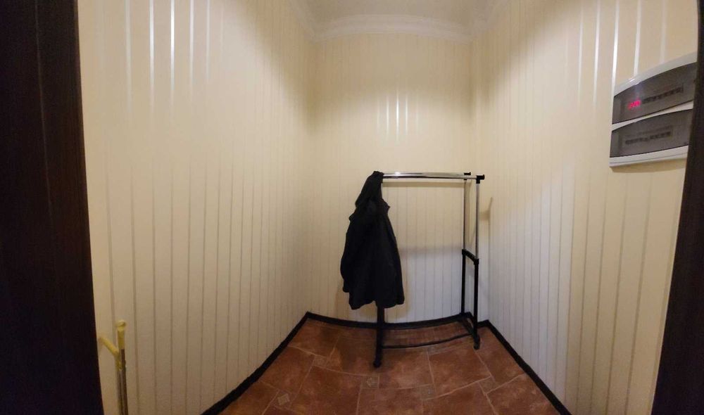 Комфортна квартира у затишному районі Одеси за оптимальною ціною.