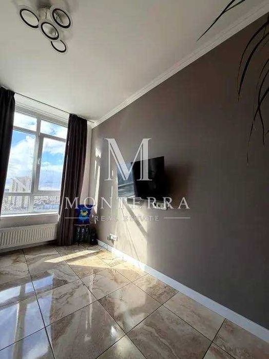 Продаж 1 кім.квартири ремонт, вул.Ракетна 24-Б, метро Деміівська