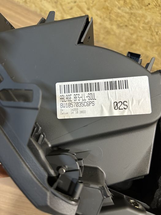 Schowek pasażera Audi A4 B9 lift