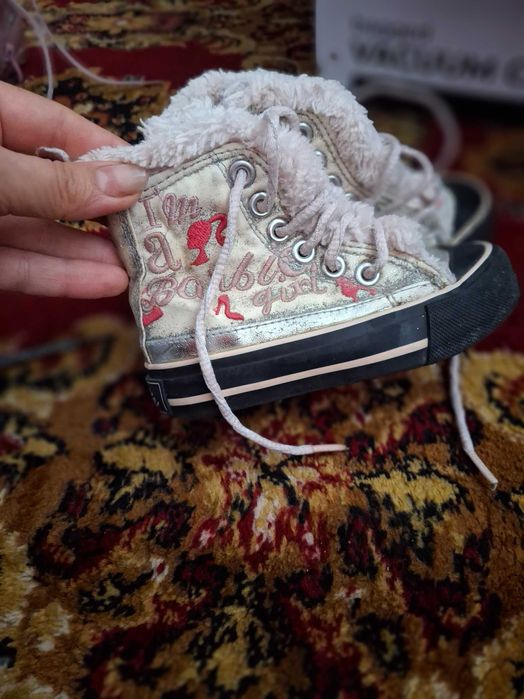 Дитяче взуття/дівчинка