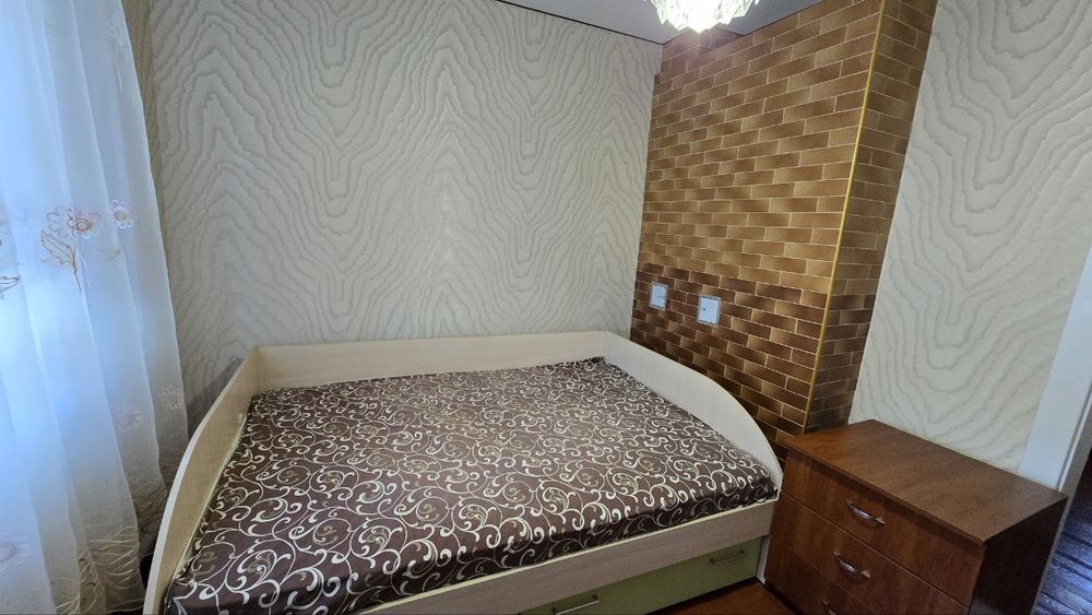 2к частина будинку зі зручностями в м-ні Сабарів