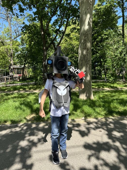 Костюм Камеромэн