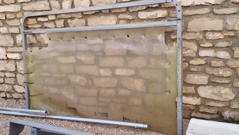 Pferdehänger Trennwand