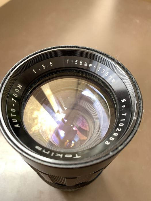 Objectiva Tokina 55-135mm f3.5