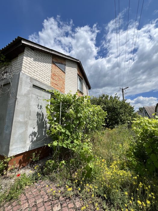 Пропонуємо до продажу будинок та земельну ділянку в СТ Славутич