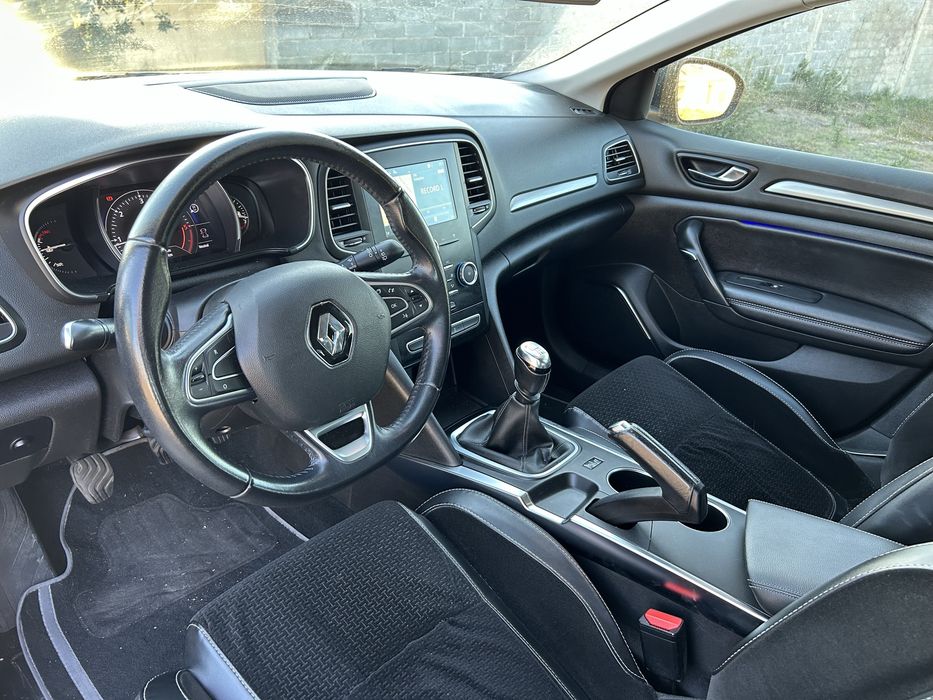 Renault Megane 1.5 - Nacional 137 mil kms